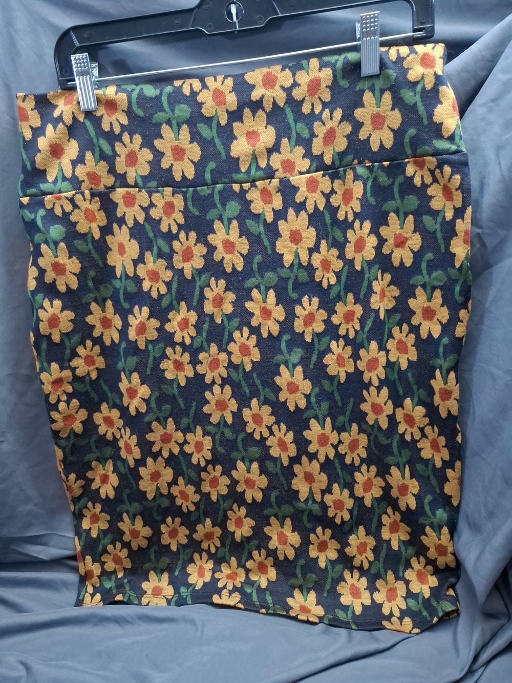 LuLaRoe Navy Pencil Skirt with Yellow Floral Print Size XL Super Cute!